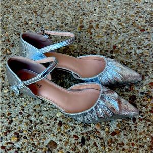 Silver Textured Pumps with Ankle Strap and Heart Latch